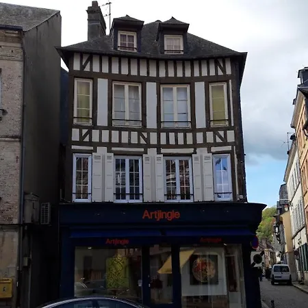 Le Petit 翁弗勒尔